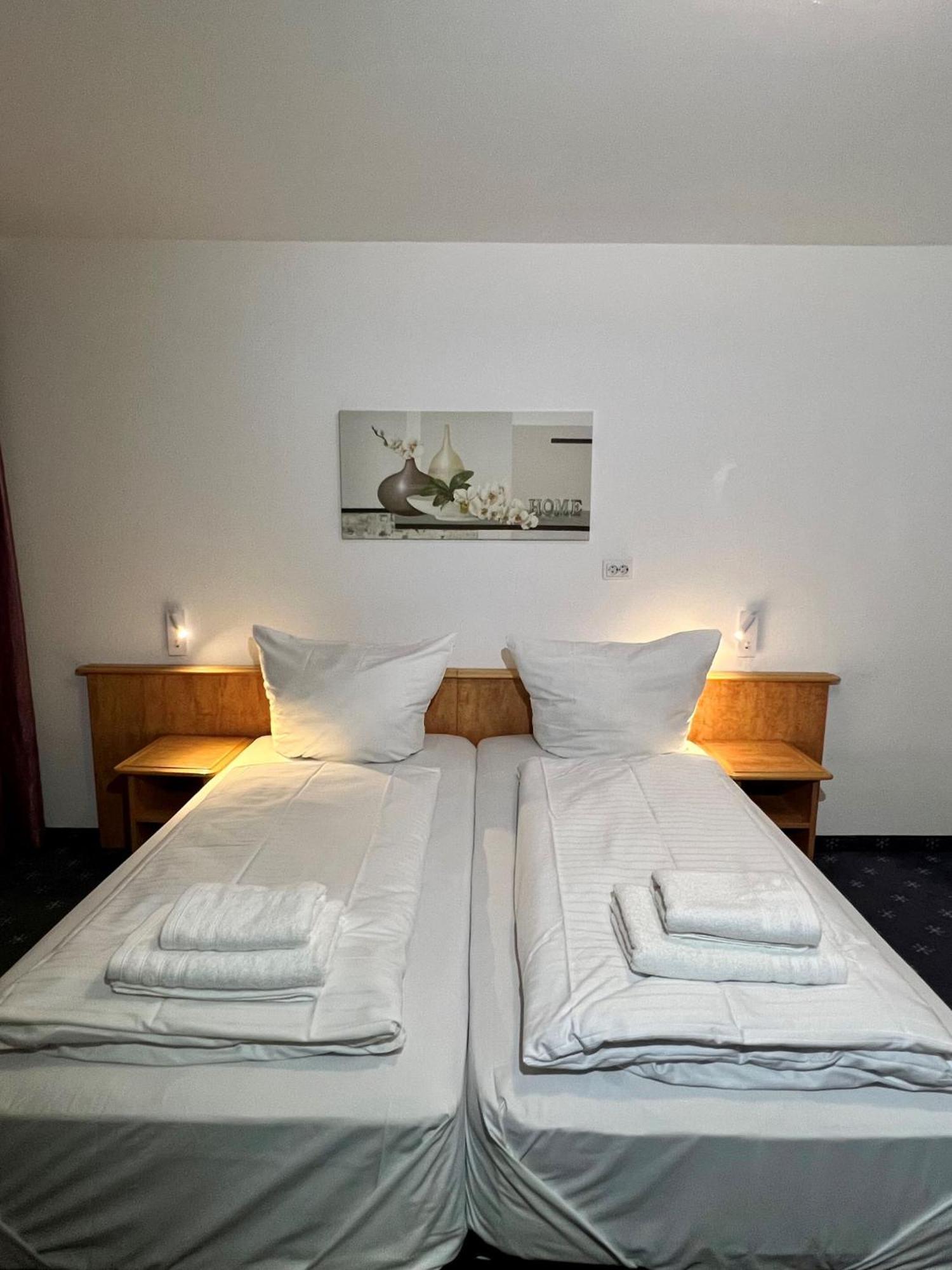 Hotel Neo Cologne Bonn Airport レスラート エクステリア 写真