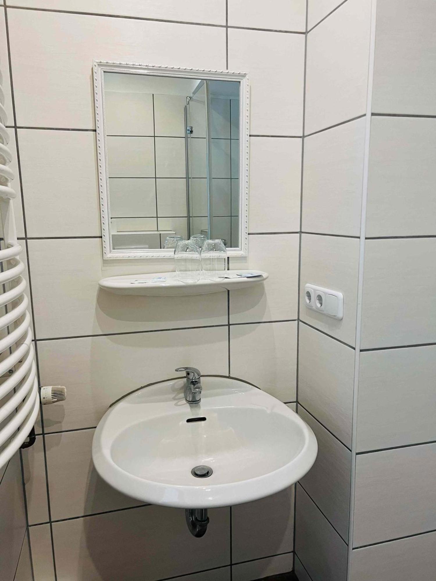 Hotel Neo Cologne Bonn Airport レスラート エクステリア 写真